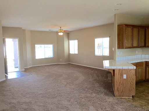 4th image of 9504 Vista Colina Dr