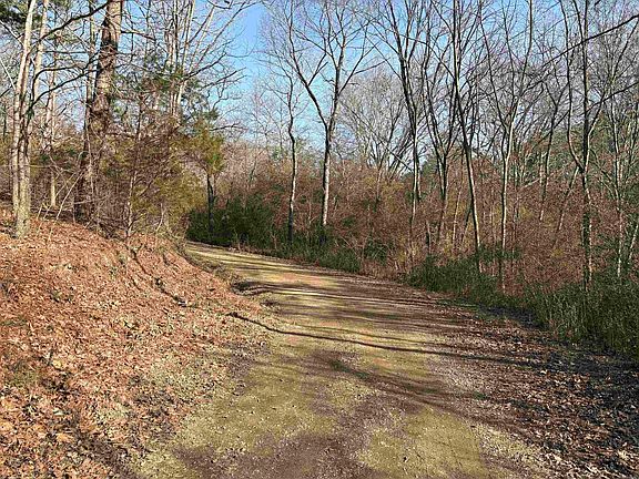 3rd image of Manor Rd #Hwy9