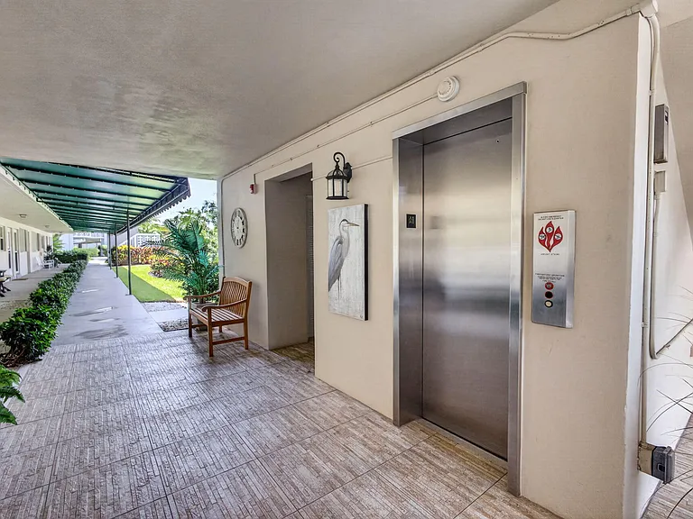 52 Yacht Club Dr #305 — Photo 41