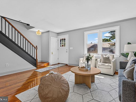 5th image of 3906 Yolando Rd