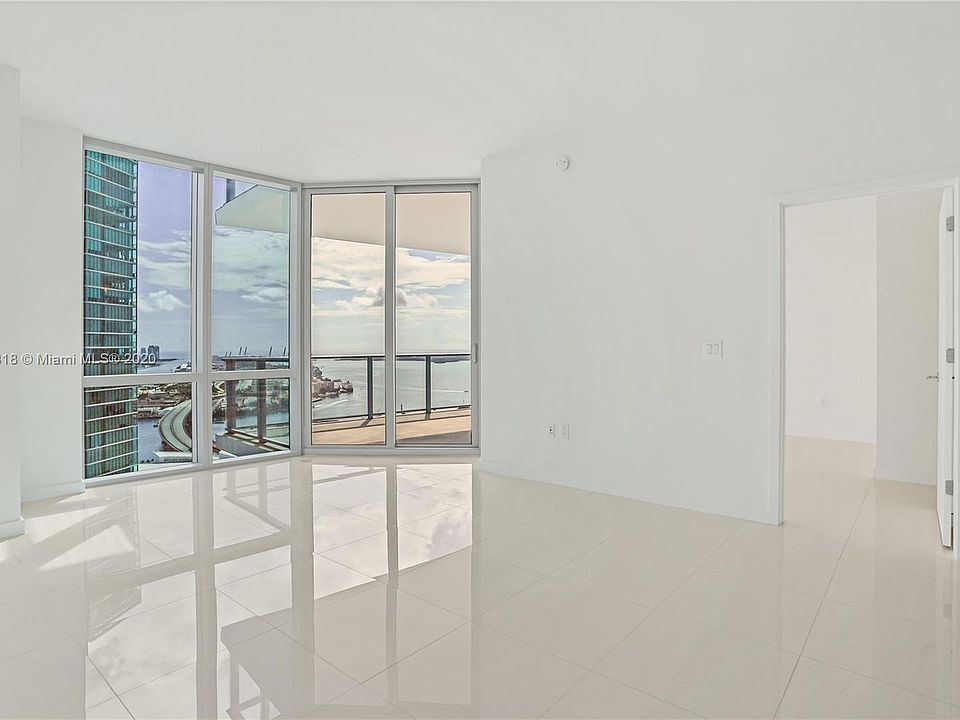 1st image of 851 NE 1st Ave #3607AB