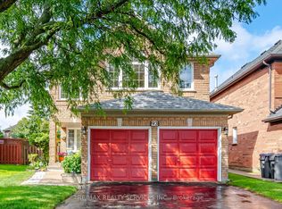 93 Seclusion Cres, Brampton, ON L6R1L1
