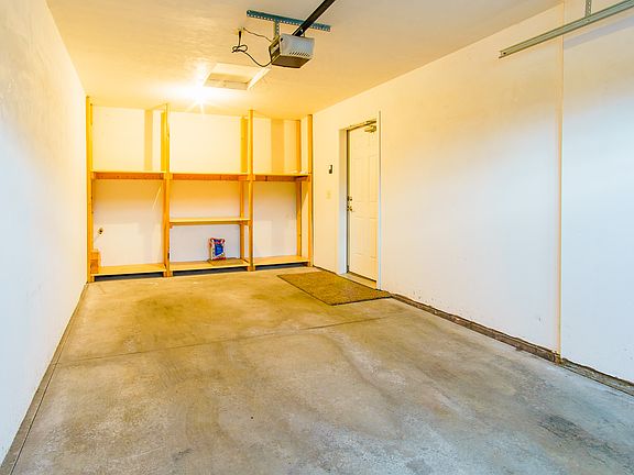 4th image of 1686 W Main Cir Unit 3