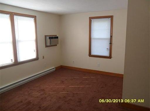 3rd image of 275 Neck St Unit C6
