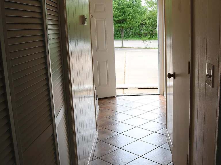 1828 N Gregg Ave #6 — Photo 12