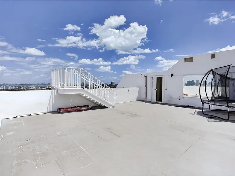 1900 Sunset Harbour Dr #TS02 — Photo 37