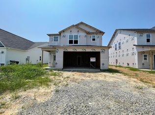 47 W Emily Gardens Dr, Selma, NC 27576