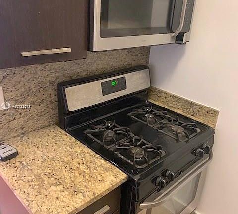 5th image of 750 Jefferson Ave APT 3