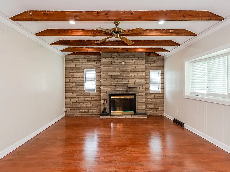 1801 Turnbull Rd — Photo 10