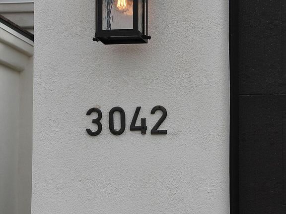 3rd image of 3042 S Tomahawk Dr