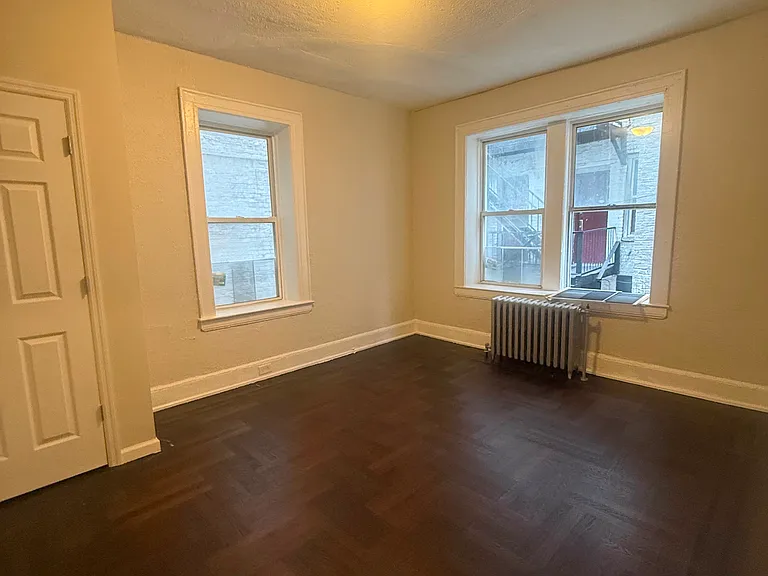 691 Elizabeth Ave #24B — Photo 7