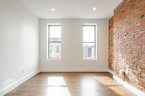 Rented by MySpaceNYC | media 5