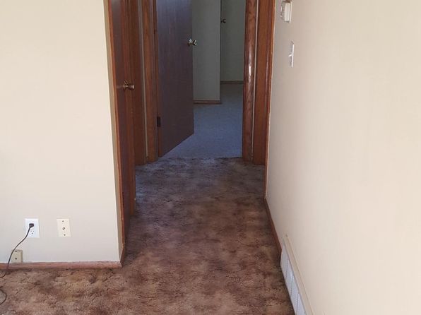 5001 S 14th St APT 1