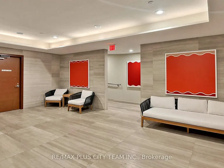 29 Queens Quay E #Townhouse 122 — Photo 36
