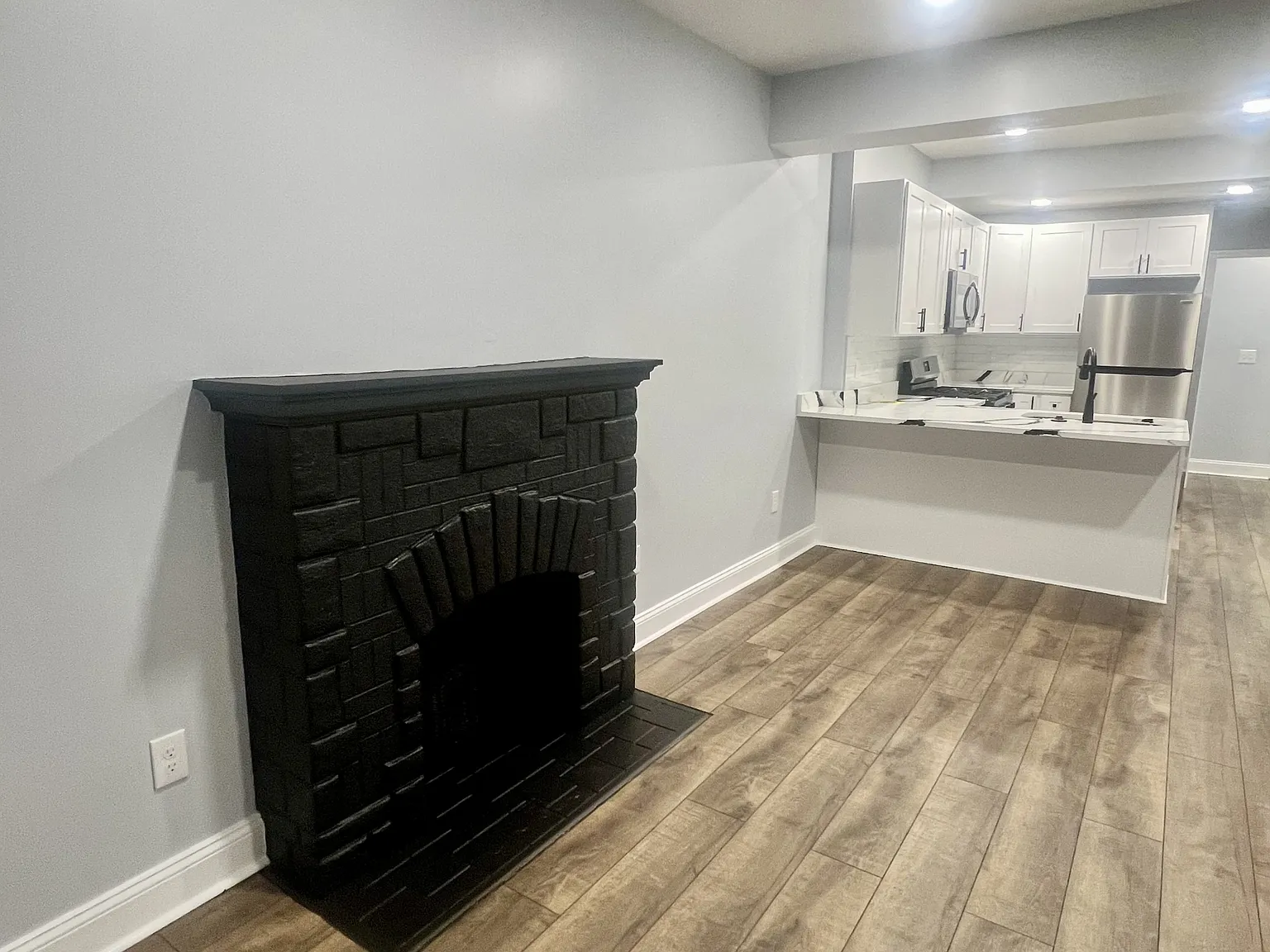2431 McElderry Street - - — Photo 4