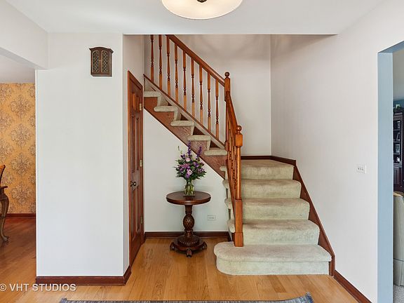 3rd image of 2608 Mitchell Dr