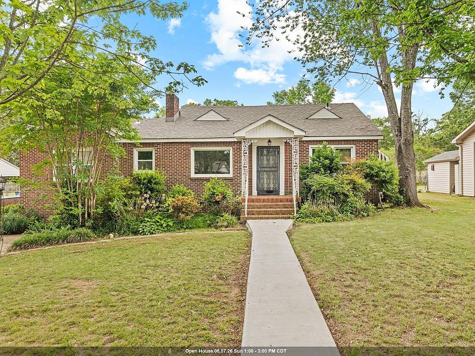 1st image of 839 Alabama St