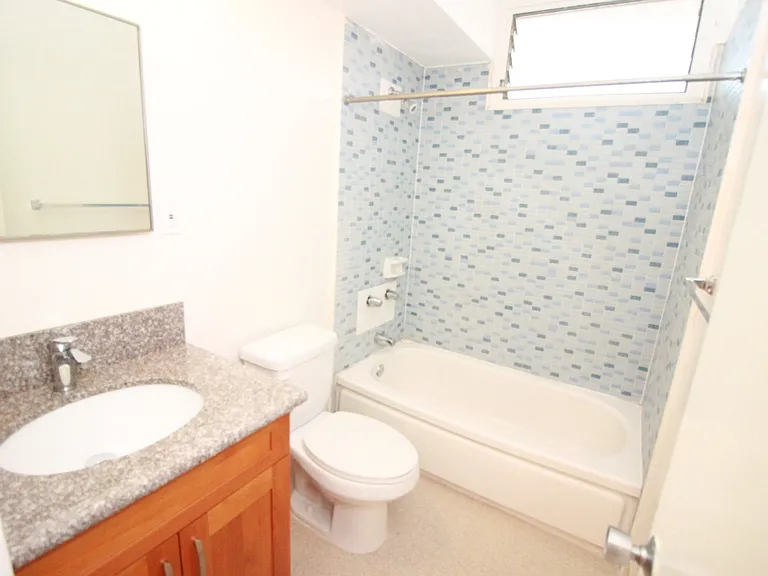 1546 Pensacola St — Photo 12