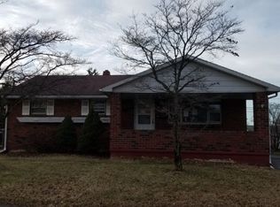 857 Willow Rd, Hellertown, PA 18055