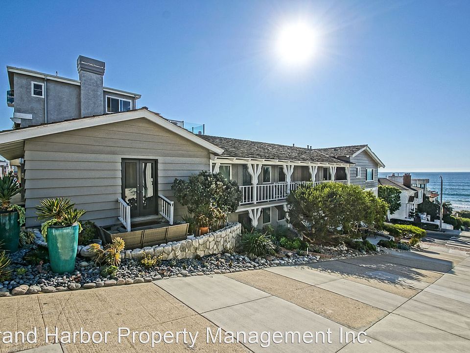 1st image of 206 34th St #206