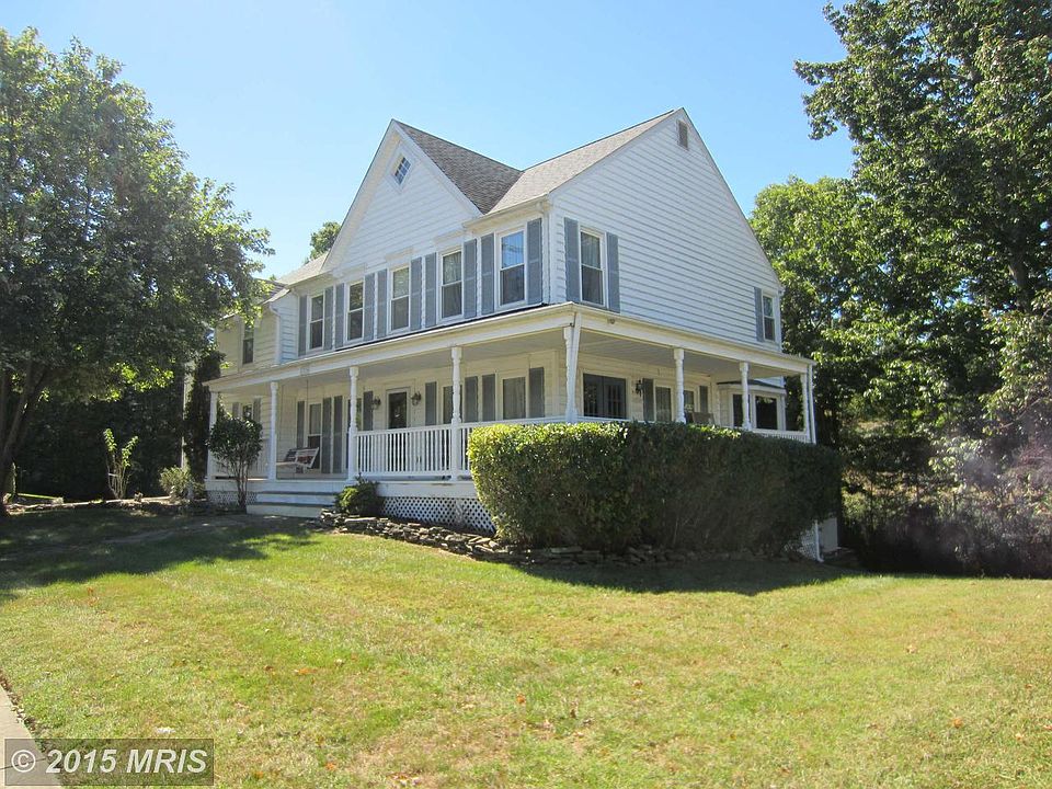 1st image of 3235 Chrisland Dr