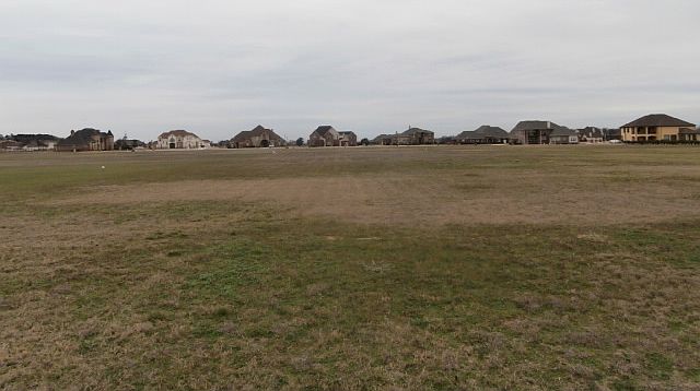 1st image of 2632 Creekwood Dr
