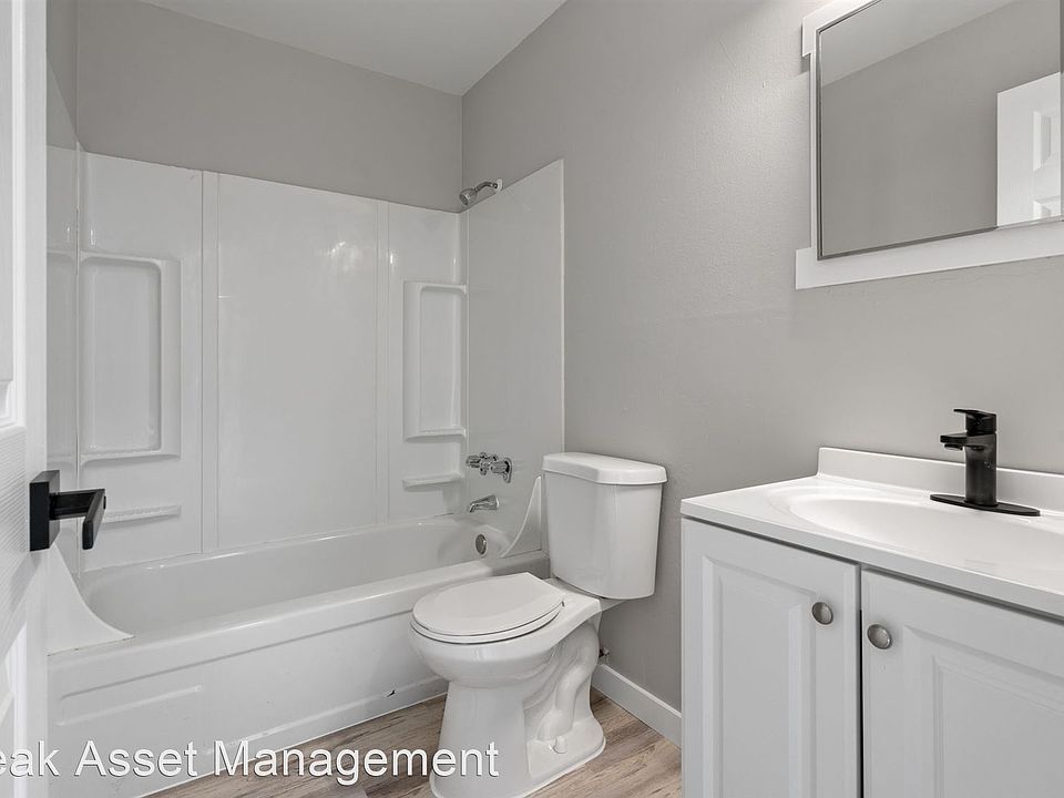 1st image of 17924 SE Division St #16