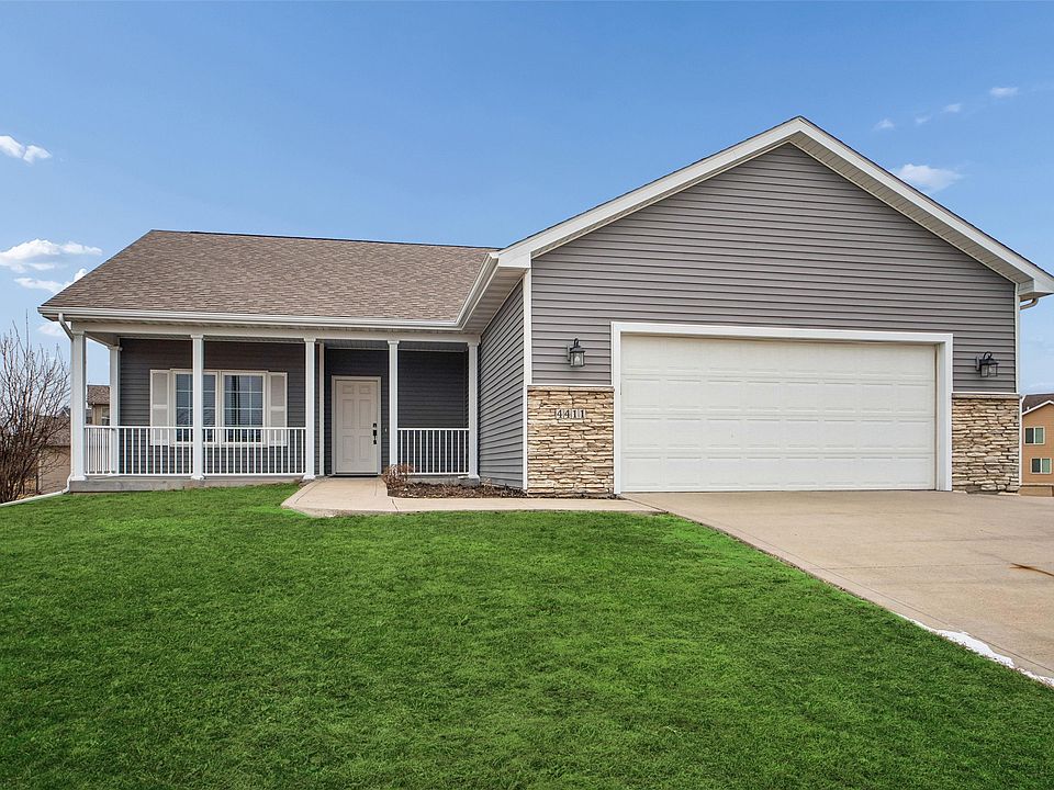 1st image of 4411 NE Briarwood Dr