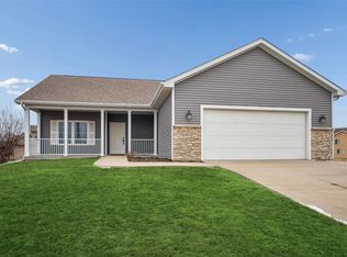 4411 NE Briarwood Dr, Ankeny, IA 50021