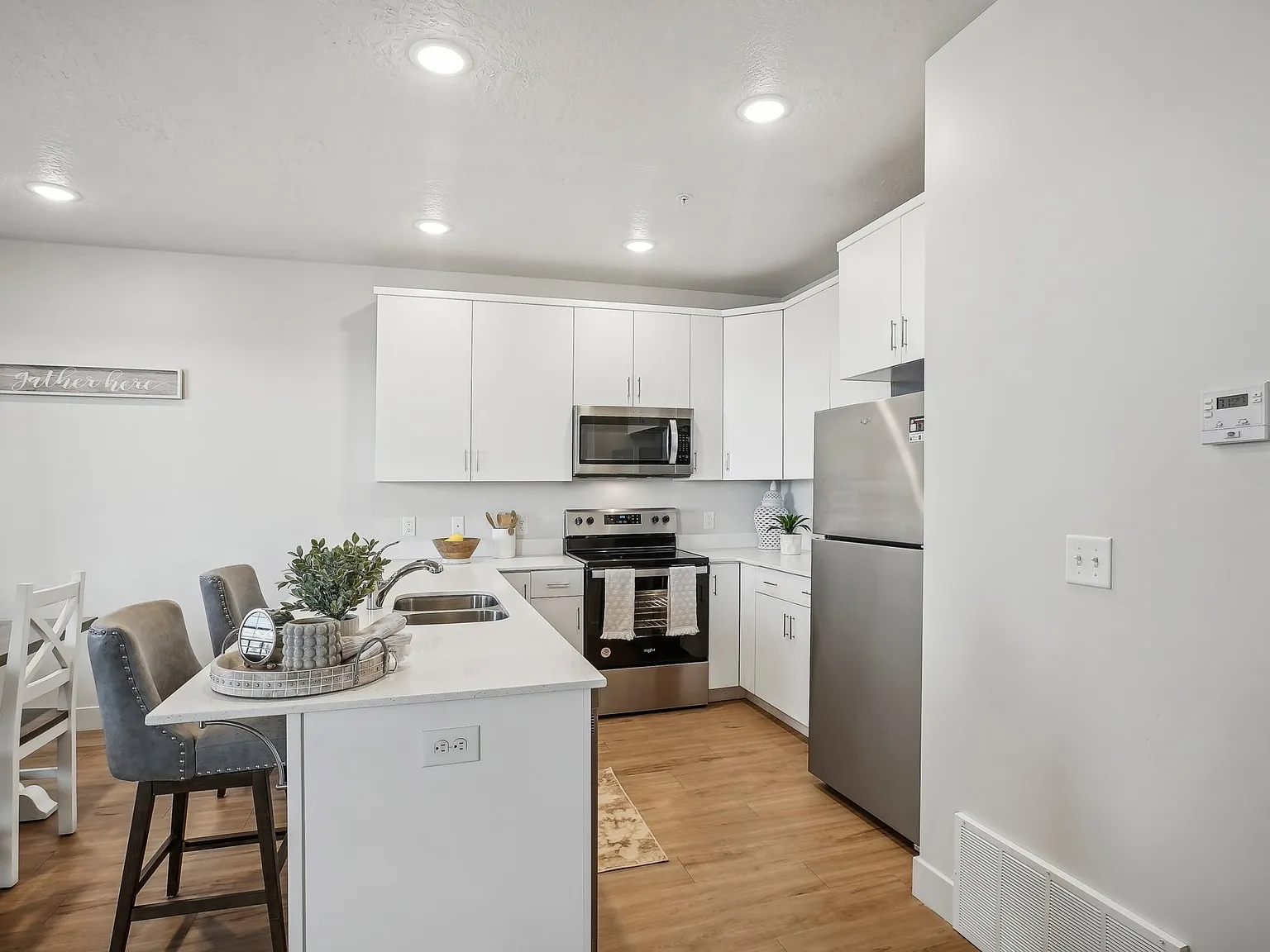 Arrowhead Place — Photo 4