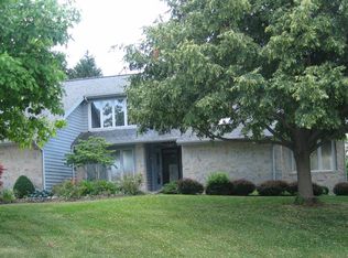 816 Wedgewood Dr, Bellefontaine, OH