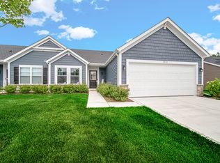 2555 Springdale St, Chesterton, IN 46304