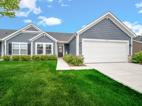 2555 Springdale St, Chesterton, IN 46304
