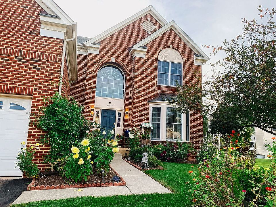 2nd image of 22669 Cricket Hill Ct