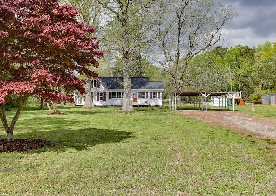 2 acres of absolute serenity & nature!