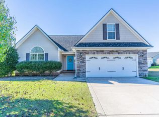 177 Crescent Dr, Raeford, NC 28376