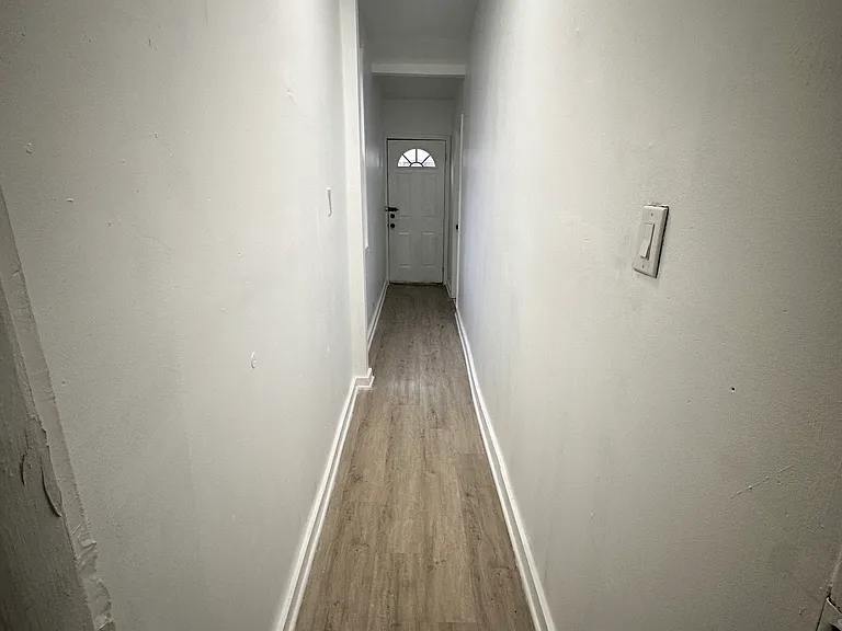 530 Summer St #2 — Photo 8