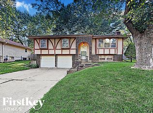 13724 Parker Ave, Grandview, MO 64030