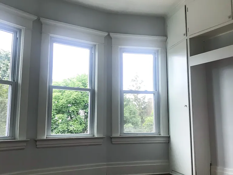 42 Myron Ave — Photo 9