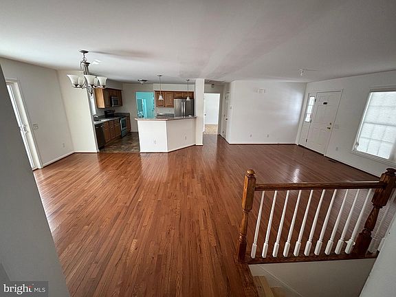 3rd image of 1491 Mallard Pl
