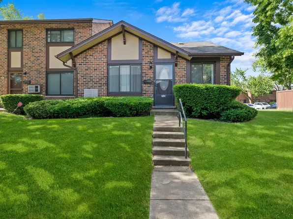 17 W 713 Kirkland Ln, Villa Park, IL 60181