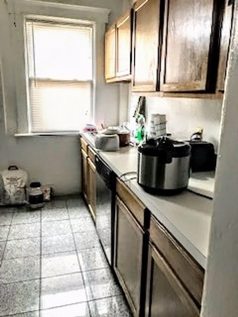 W 9th 113-121 ACM — Photo 4