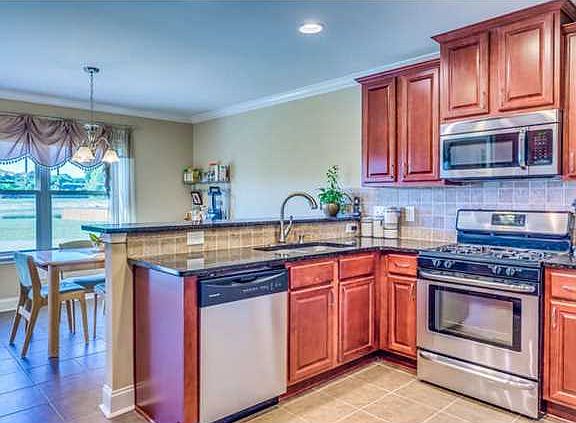 5th image of 1520 Bon Terre Blvd