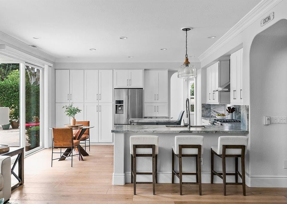 1st image of 6658 Towhee Ln