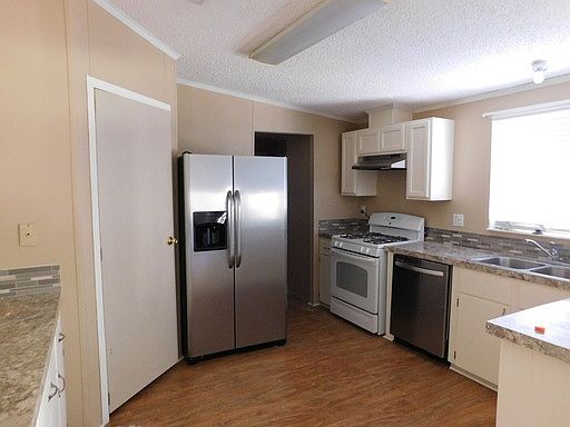 2nd image of 345 Phillips Ct