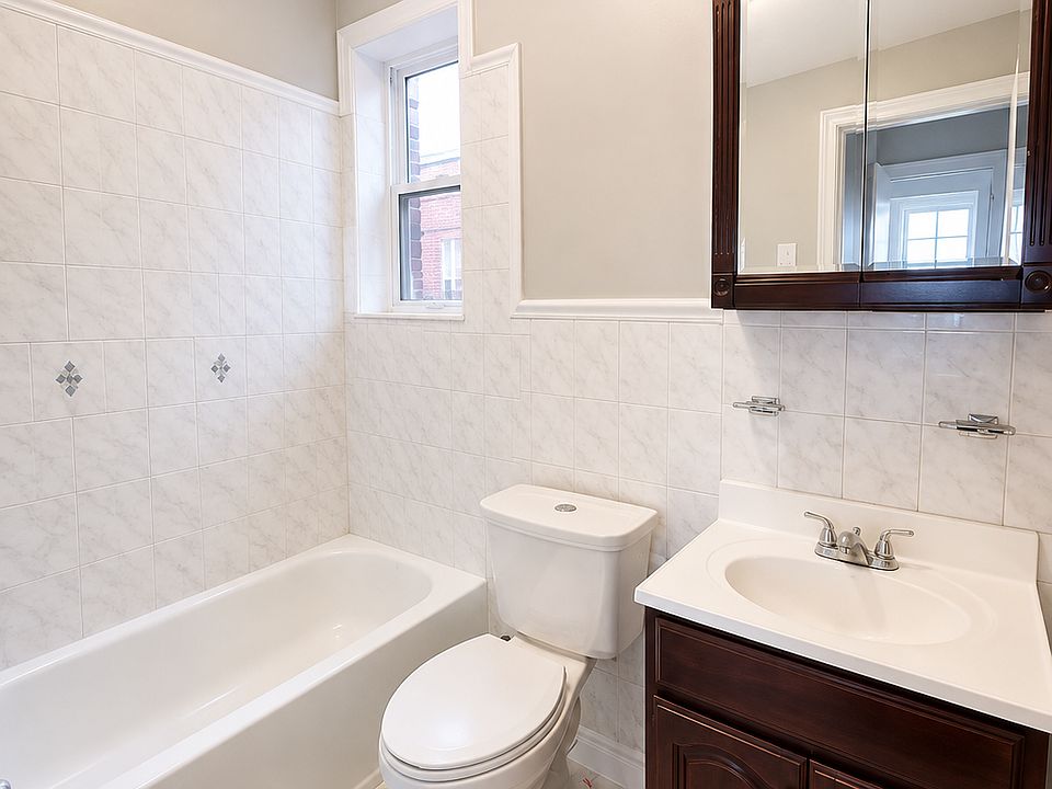 2nd image of 410A Union Ave #102A