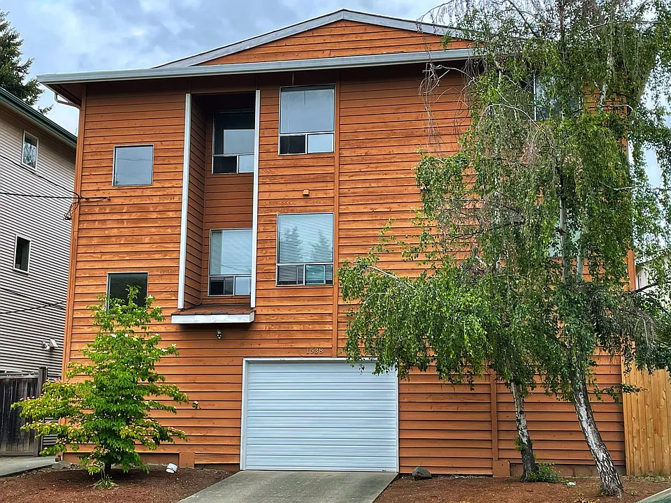 1538 Jr 51st Llc