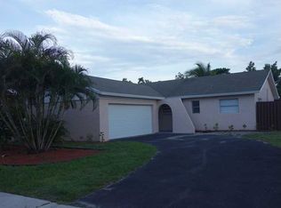 8120 NW 45th St, Lauderhill, FL 33351