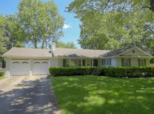5521 W 92nd St, Overland Park, KS 66207