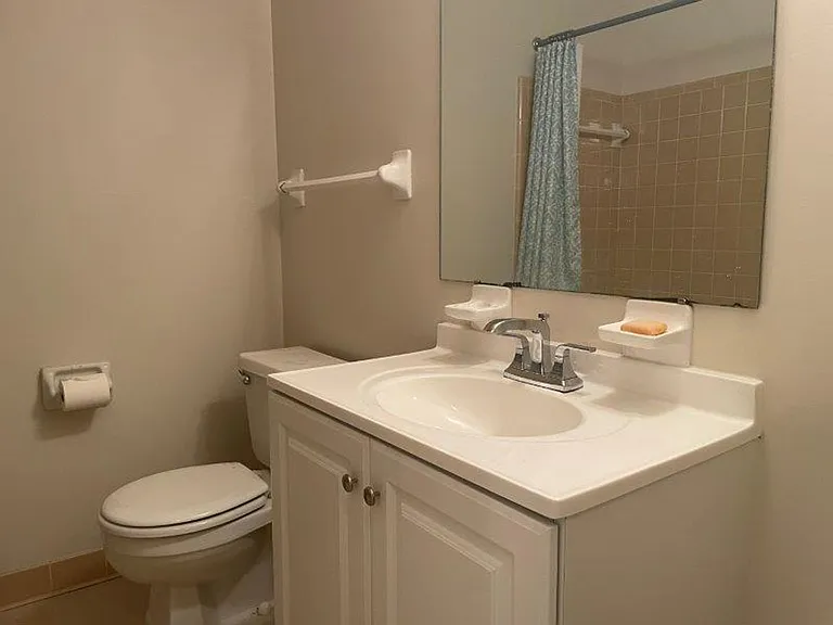 2519 Hawksbury Ln — Photo 21